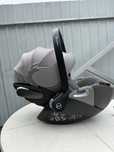 Автокрісло Cybex Cloud Z i-Size Soho Grey ідеальний стан