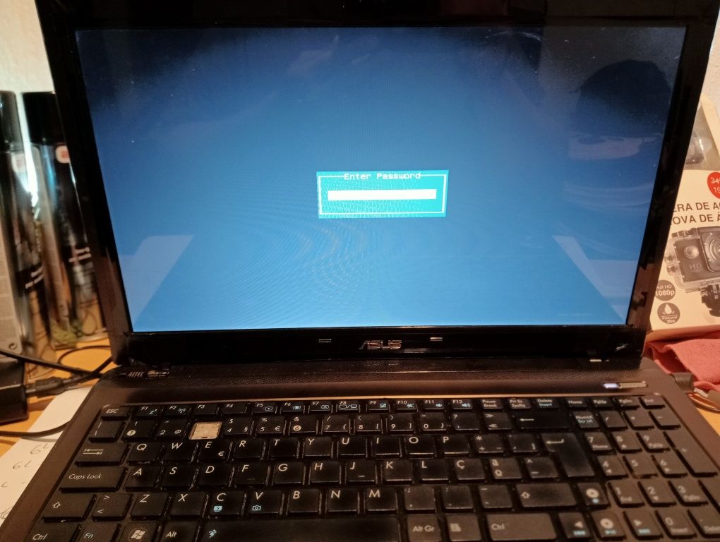 ASUS K52JU pede senha de BIOS