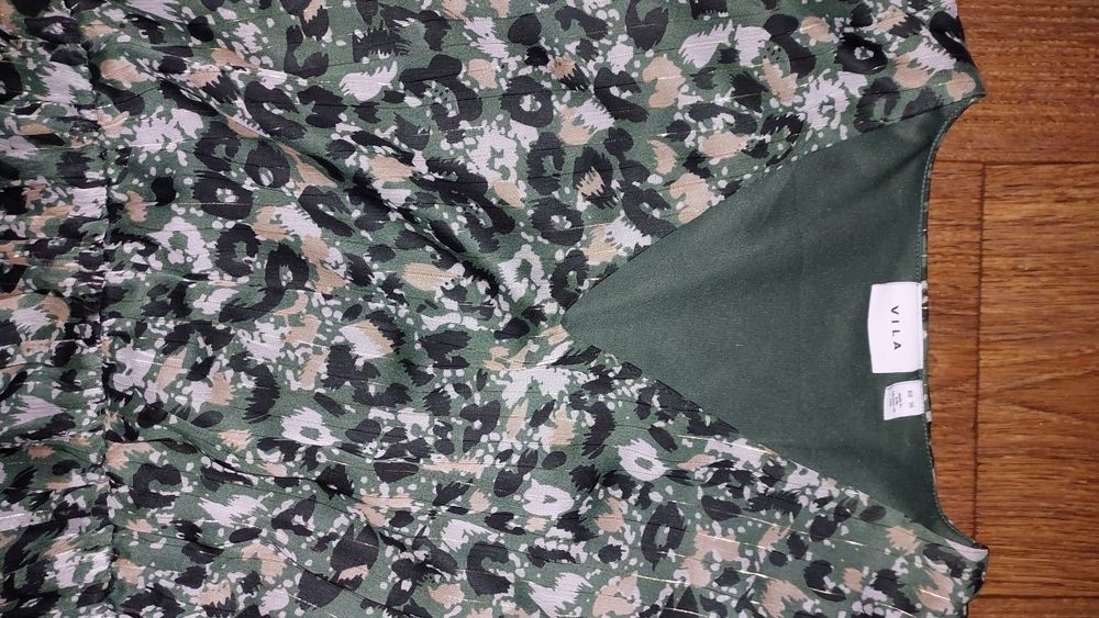 Продам платье 50й -52 размер