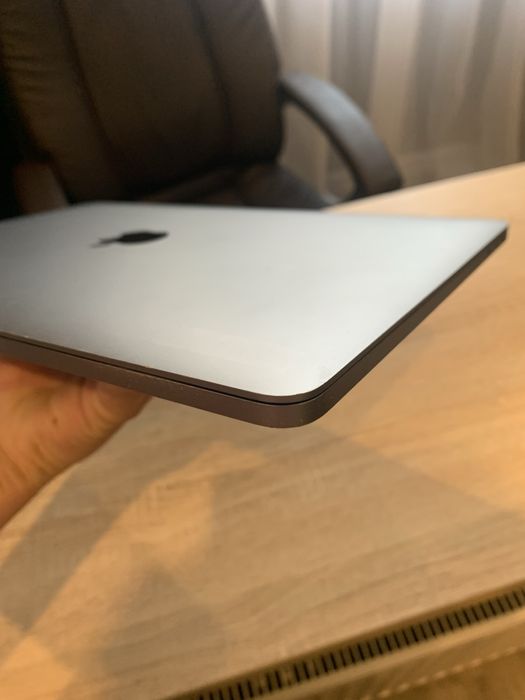 Macbook Pro 13 2017 TouchBar 256gb
