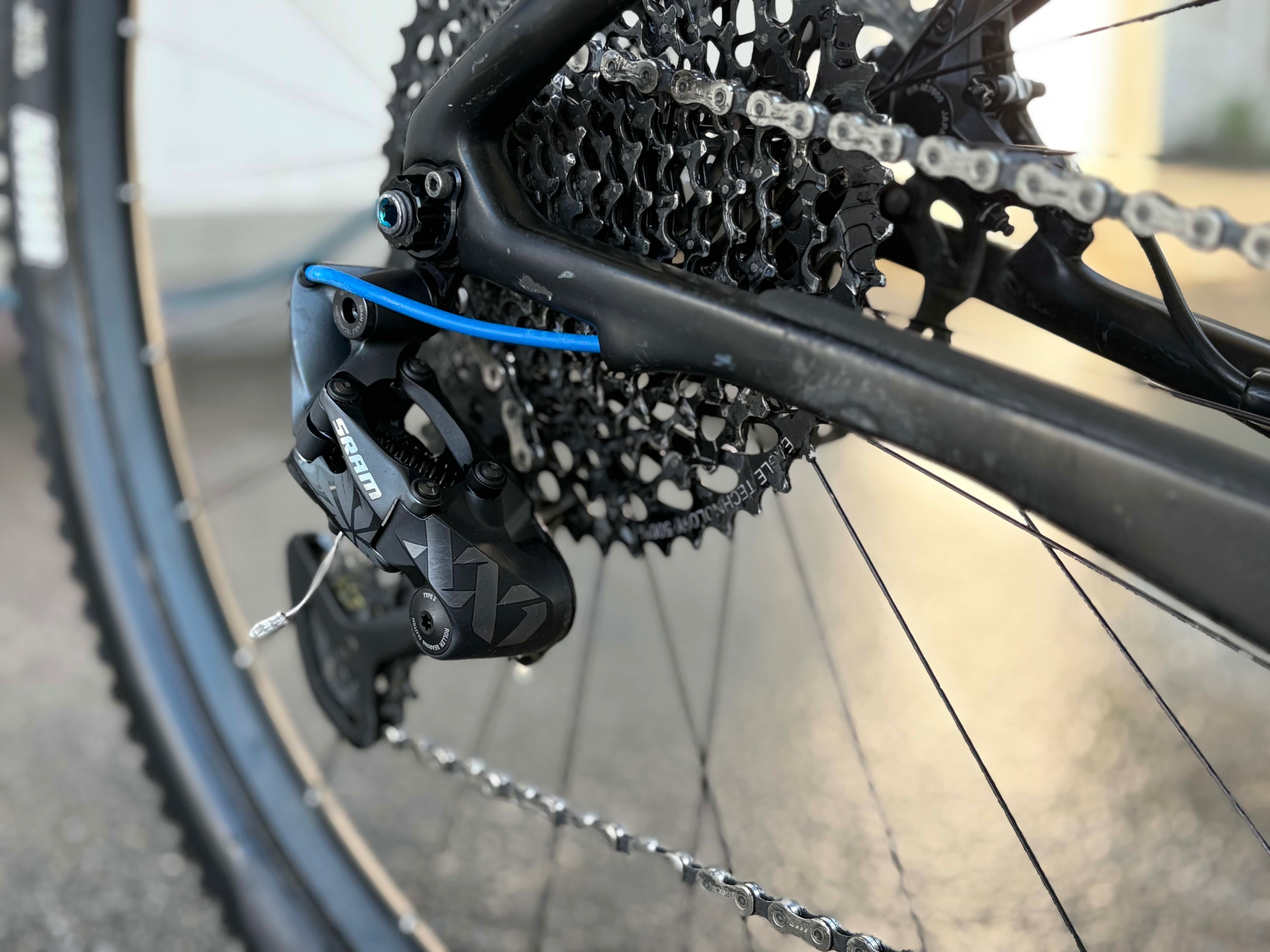 Bicicleta BTT em carbono, Focus Raven Max com Medidor de Potência