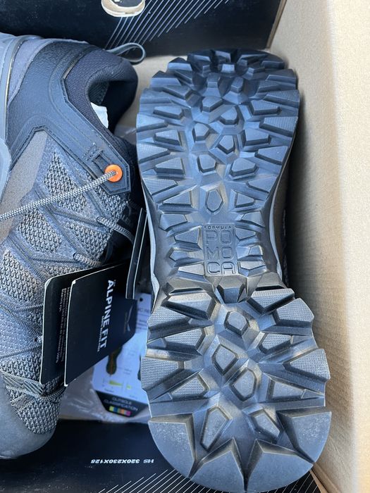 Продам зимові кросівки Salewa gоre-tex