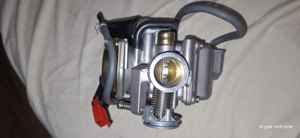 GAŹNIK GY6 4T 125 / 150 cc,

SILNIK 152 QMI  /157 QMJ
