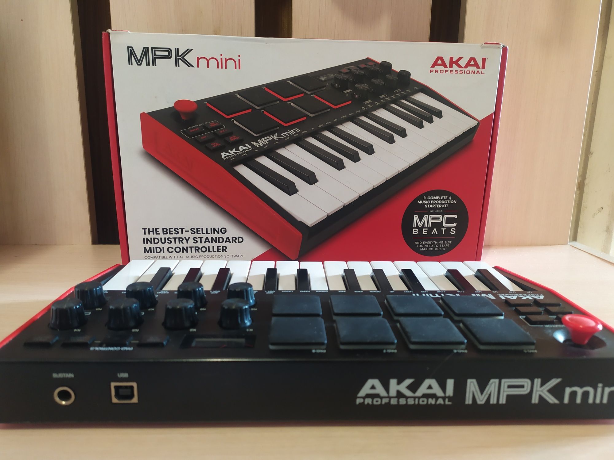 Midi клавіатура Akai mpk mini mk3