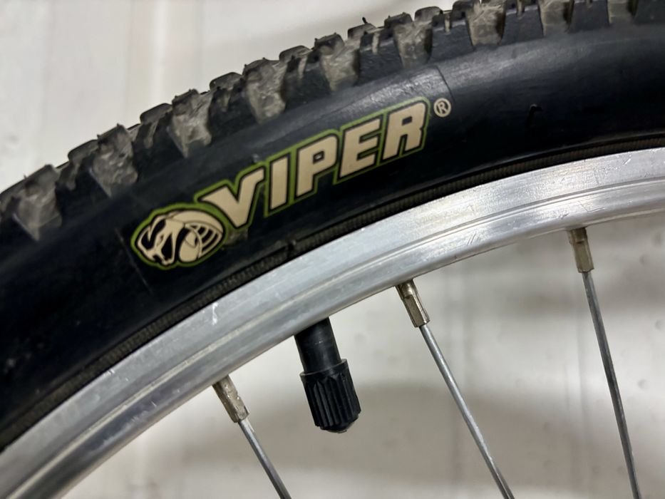 Bicicleta Qüer roda 24 como nova