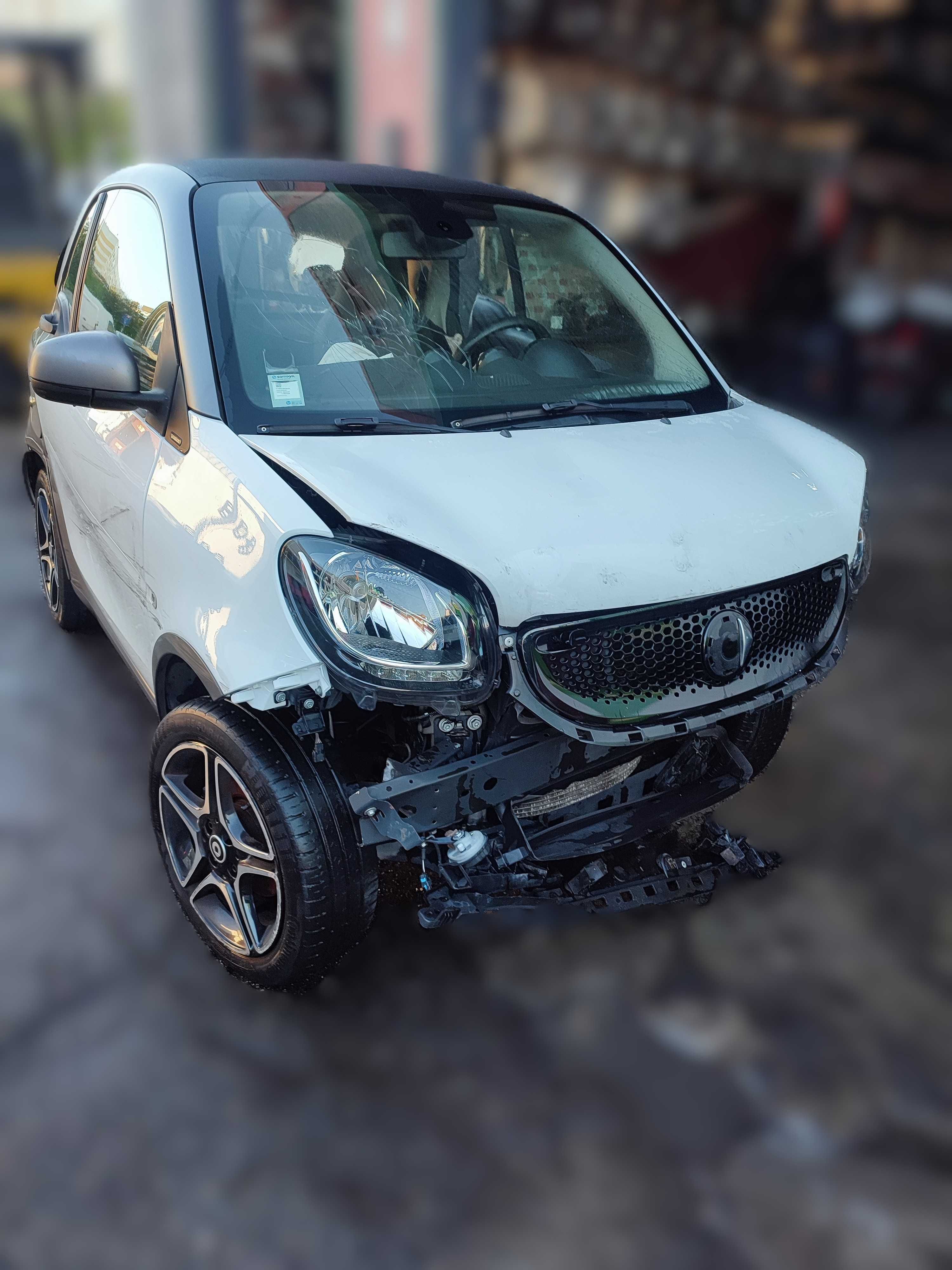 Smart Fortwo Coupe 2017 Cx Automática
