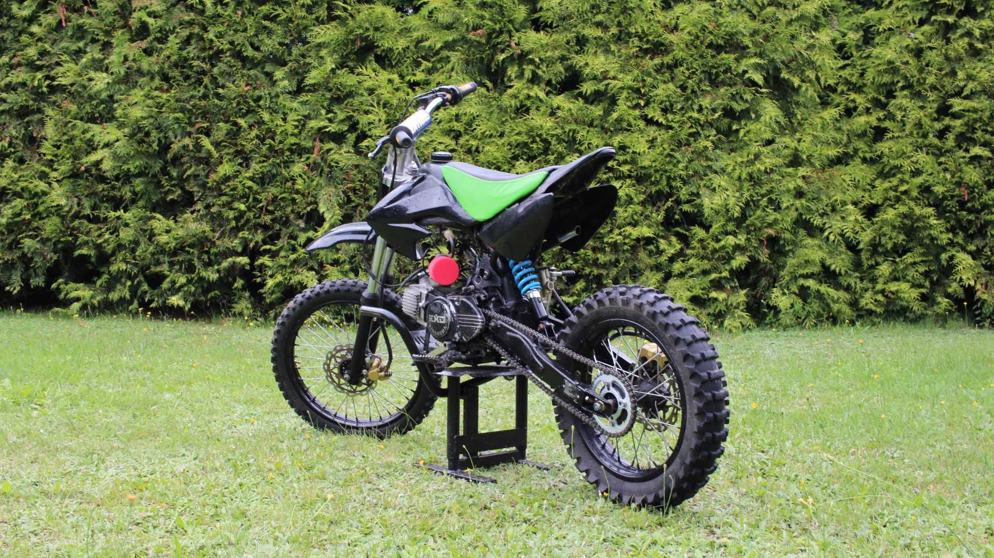 Cross 125 KXD 607
