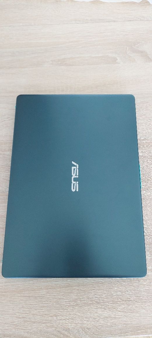 Laptop ASUS VivoBook S14 S430FA