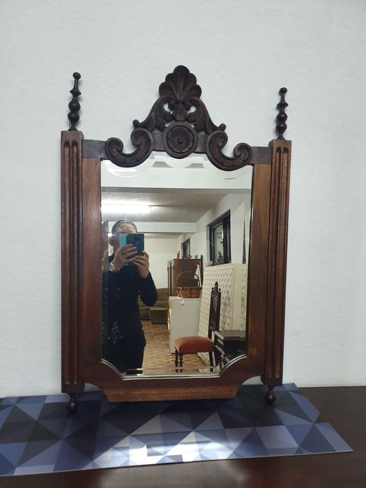 Mobília de quarto, cama, cómoda, espelho, mesinhas, colchão, estrado