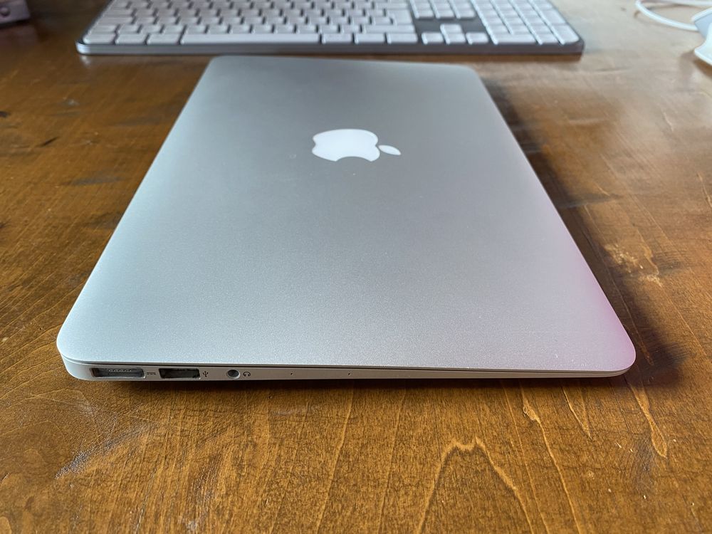 Apple Mcbook Air 11 cali z 2014