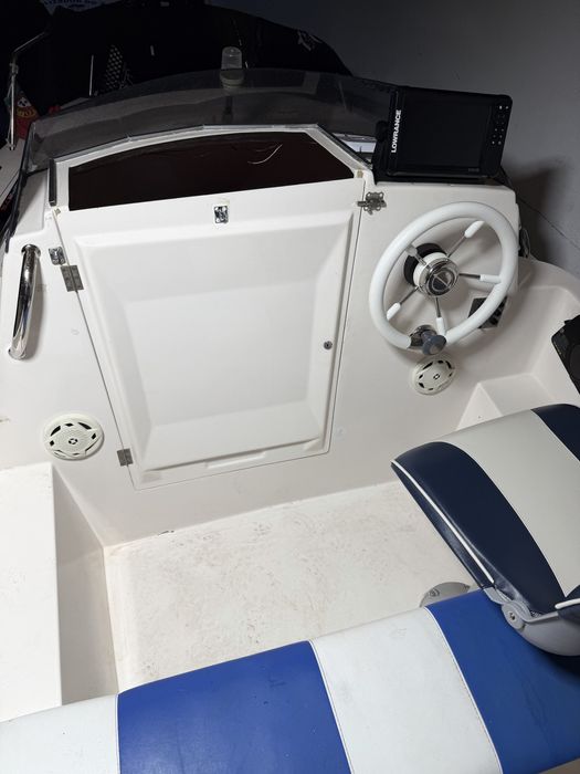 Barco fibra 440 5 pessoas