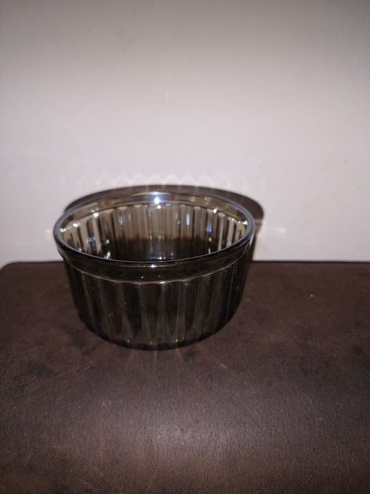 Żebrowana Francuska Miseczka Arcopol