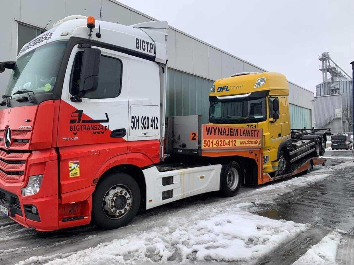 Transport ciągników siodłowych, wynajem lawety do transportu