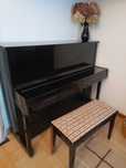 Piano Young Chang E-118