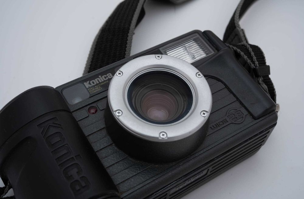 Konica Off-Road wide 28 mm Genba Kantoku aparat analogowy street lomo