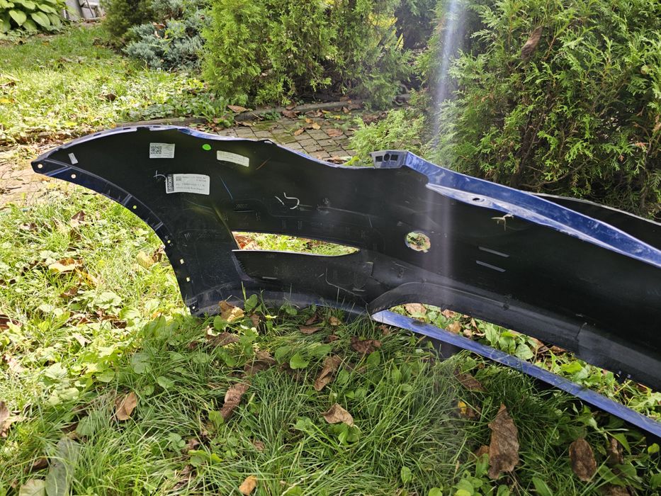 Донор бампер Tesla Y 2023