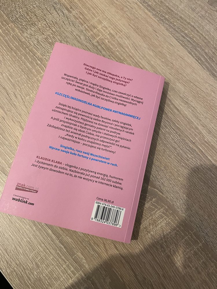 Książka poradnik szczesliwej singielki Klaudia Klara