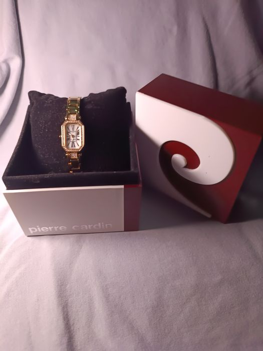 Жіночі наручний годинник Pierre Cardin, позолочені
