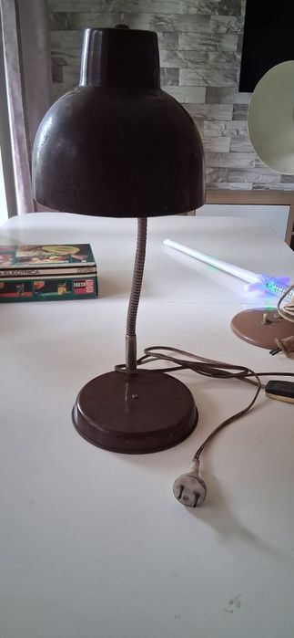 Stara lampka w pełni sprawna