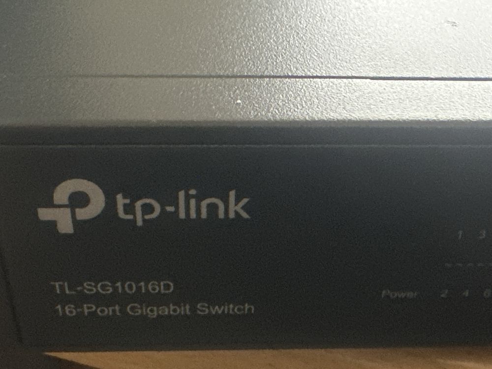 TP-Link 16p Gigabit Switch