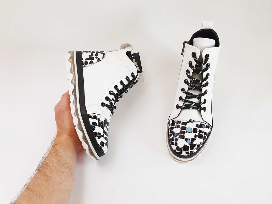 Жіночі черевики кеди 2GO 38 24.5 см 8 US чорно-білі