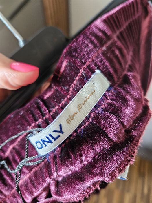 Nowe dresy welurowe Only