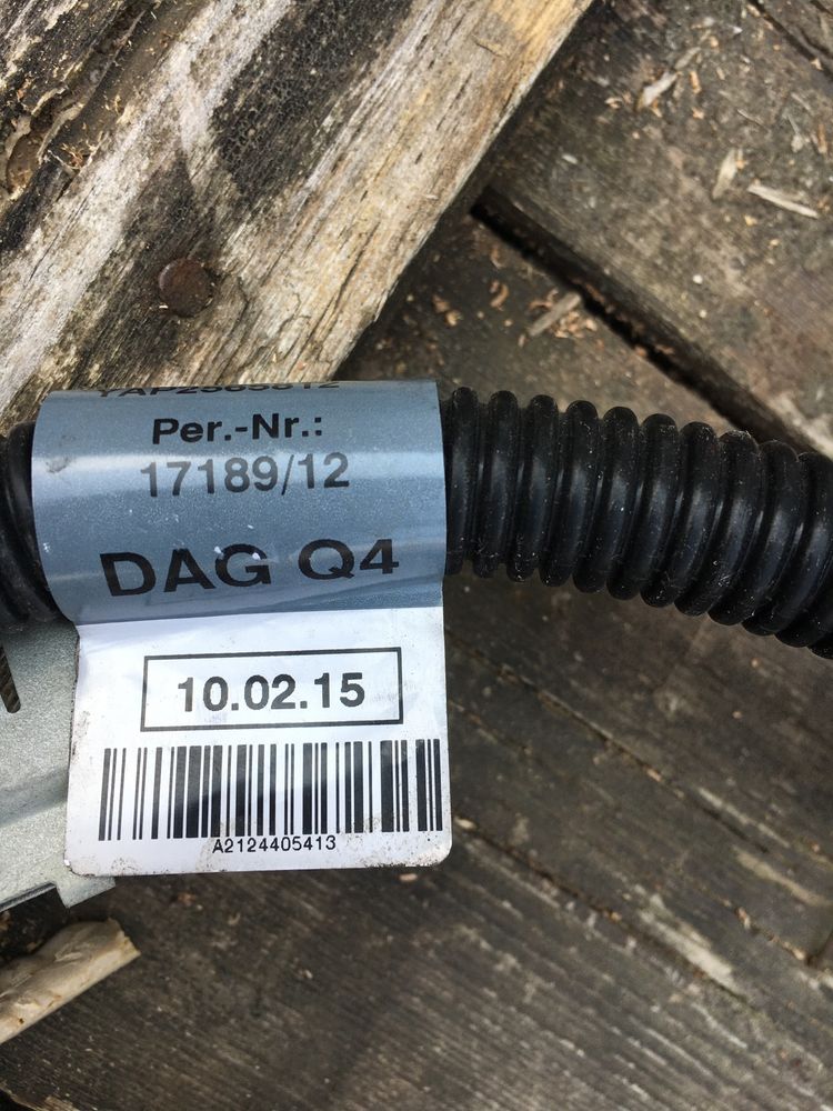 Клема плюс для Mercedes  А 2124405413