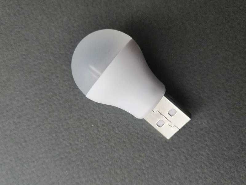Світильник з usb розємом. Компактна лампа з юсб. Нова