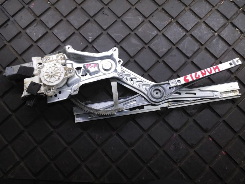 MECHANIZM PODNOŚNIK SZYBY PRZEDNI PRAWY PRZÓD OPEL VECTRA C SIGNUM