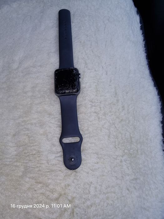 Продам смарт годинник  Apple Watsh