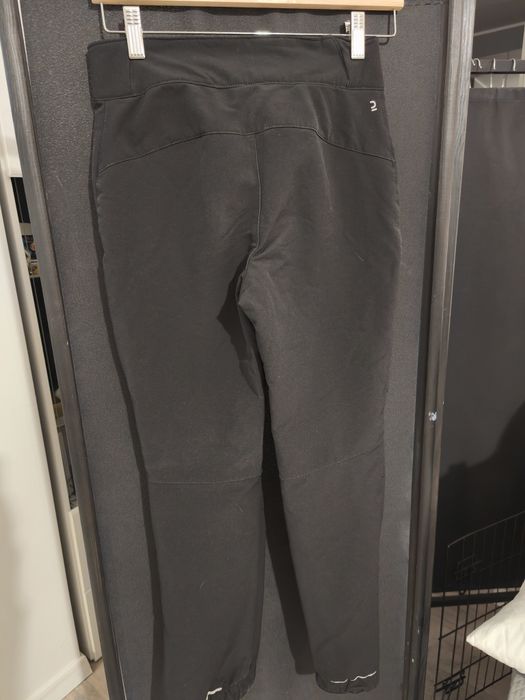 Spodnie softshell jesień/zima, QUECHUA, rozm.146, stan idealny