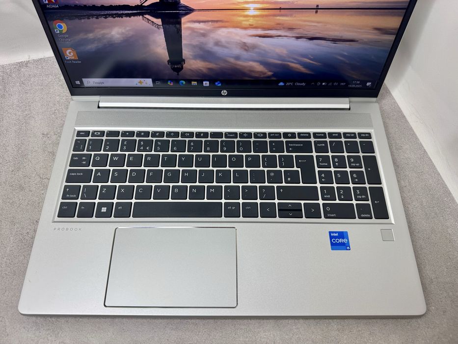 Ноутбук HP Probook 450 G8/i5-1135G7/8GB/256M2/Full HD IPS/2021 рік