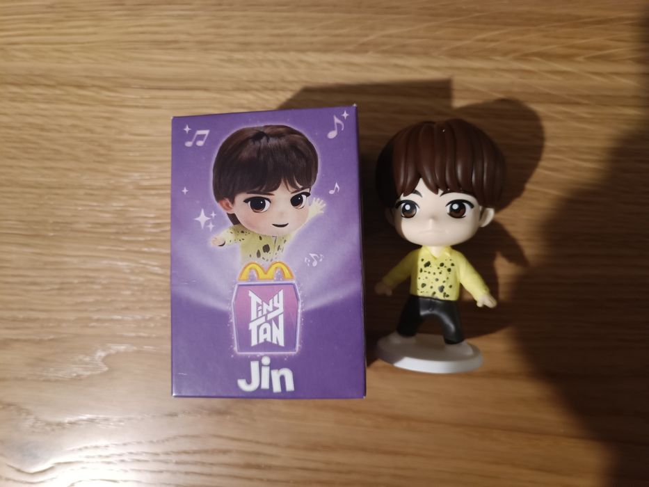 TinyTAN z serii BTS Happy Meal z McDonald's,  postać Ji