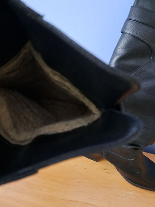 Nowe ocieplane czarne kozaki 37 na obcasie ragazza skóra naturalna?