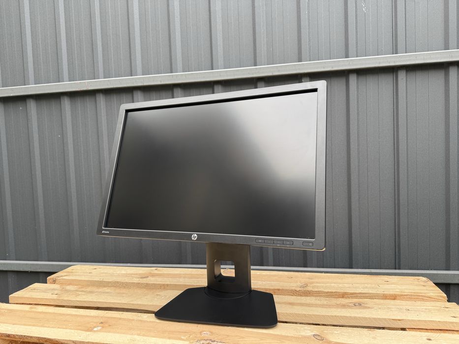 Монітор HP Display Z24i/24"/1920 x 1200/Full HD IPS/16.10/Гарантія