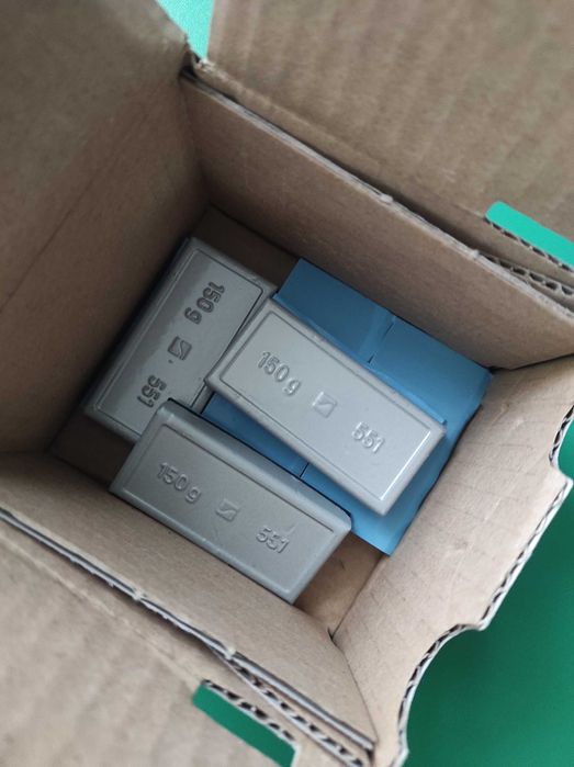 Грузик самоклейка  Тягарці  грузові