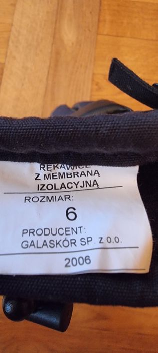 Rękawice wojskowe z membraną izolacyjną galaskóra czarne taktyczne