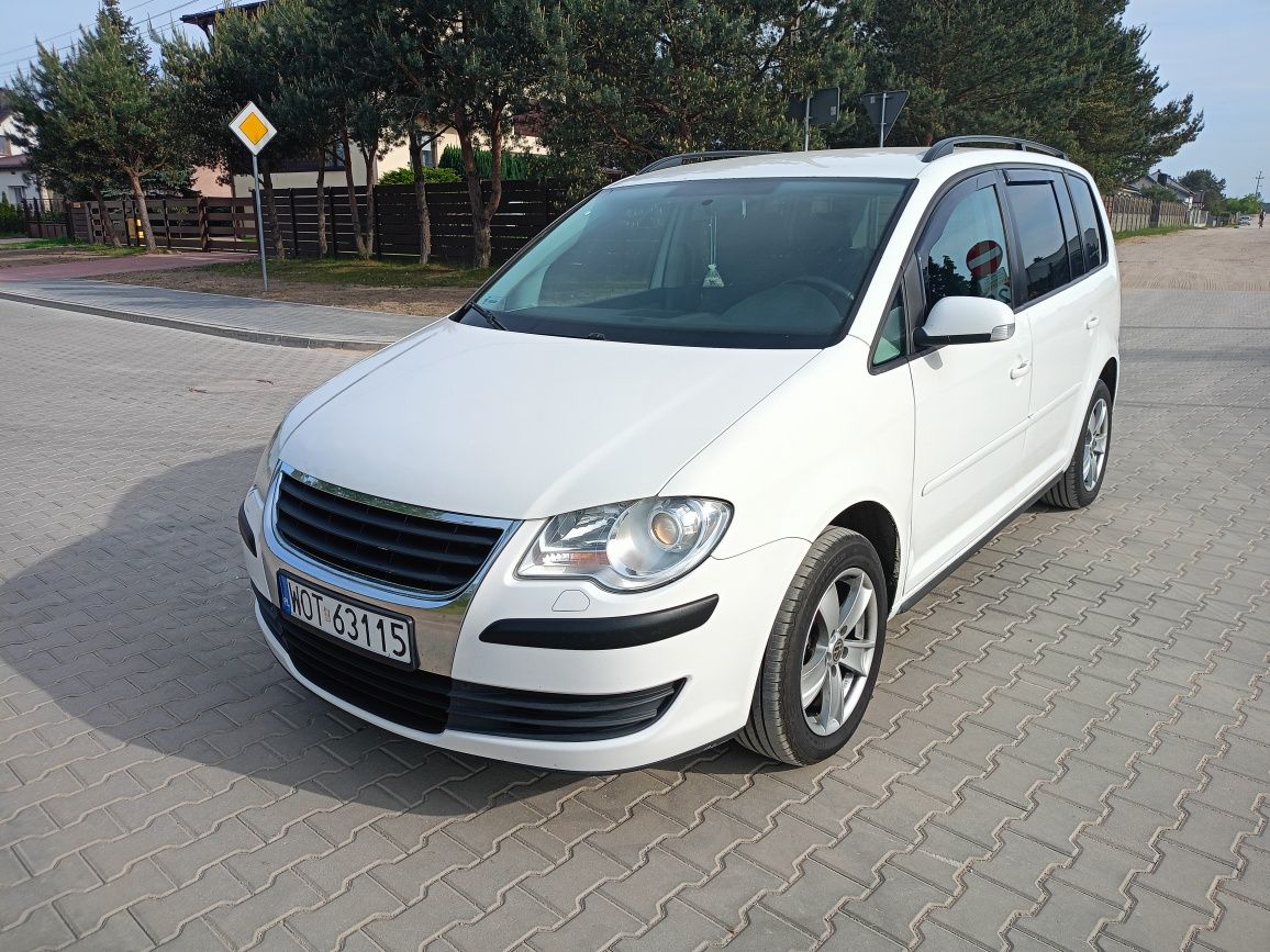 Volkswagen Touran 2.0 TDI biały Automat okazja