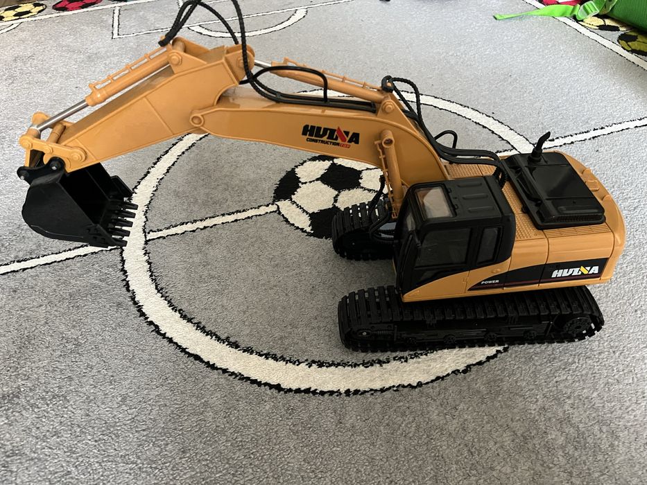 Koparka dla dzieci zdalnie sterowana