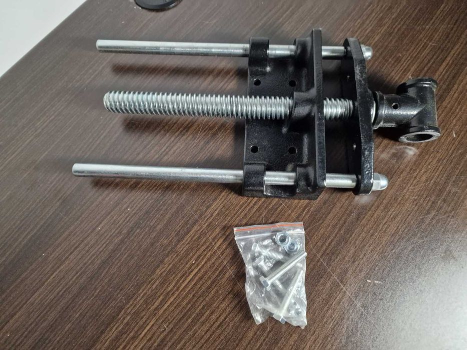 Imadło stolarskie do strugnicy stołu warsztatowego