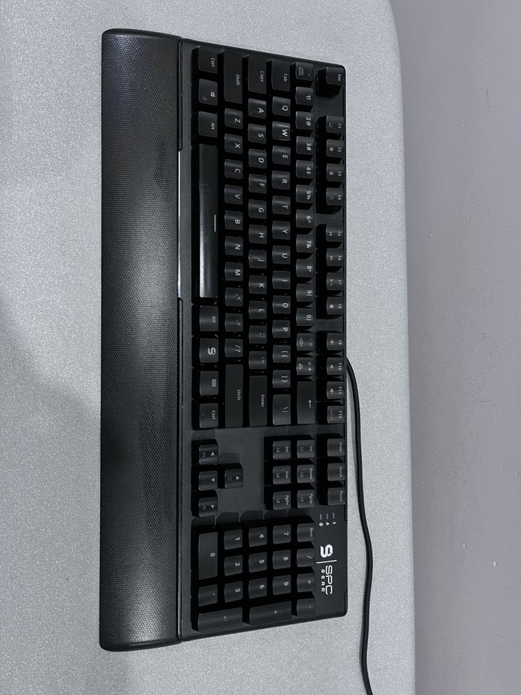 Klawiatura gameingowa SPC Gear GK550 RGB