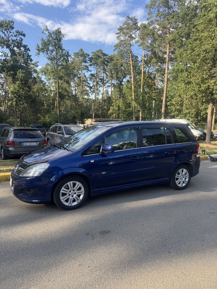 Opel Zafira B Ops 1.9 cdti