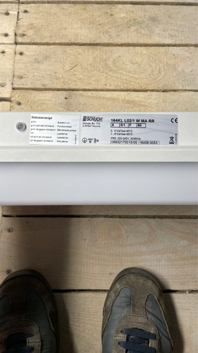 Lampa  swietlowki led schusch z akumulatorem awaryjnym