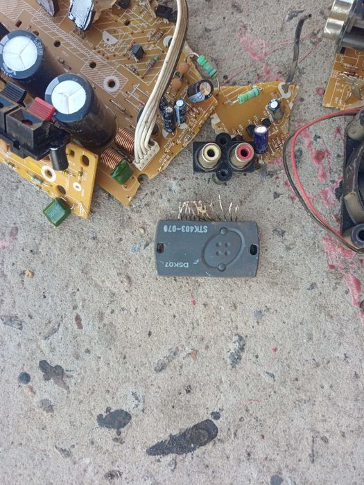 Stk 403-070 усилитель нч