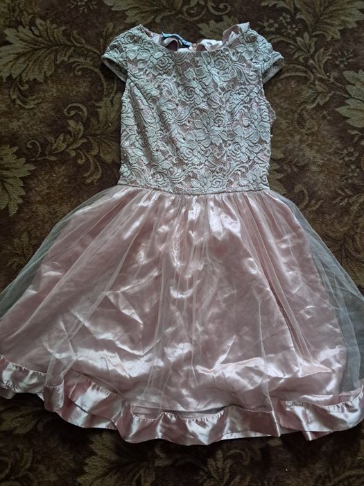 Сукня жіноча нарядна