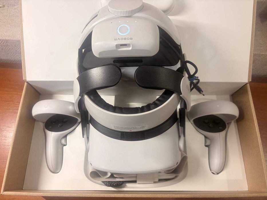 Oculus Quest 2 128 + BOBOVR M2 PRO + аккумулятор