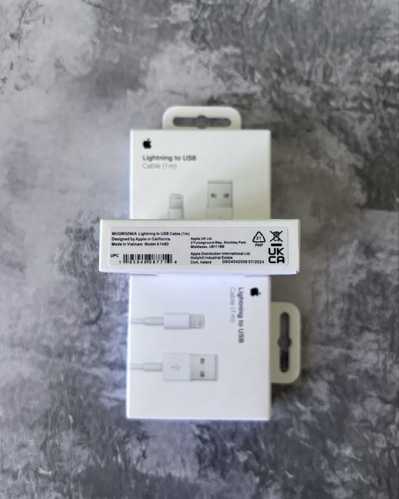 Оригинальный Кабель Apple Lightning to USB (1м) для iPhone