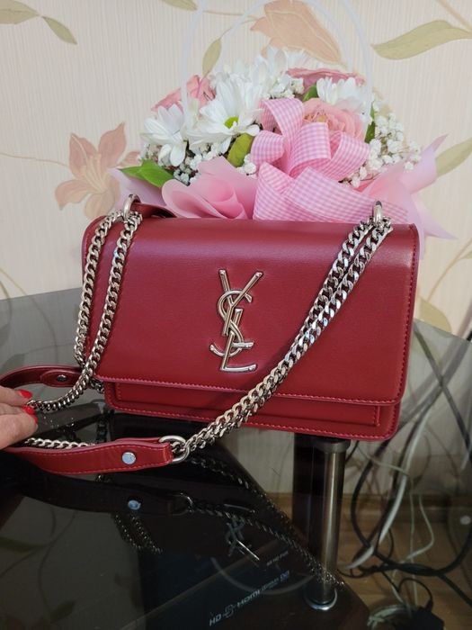 Сумка червона ,жіноча