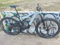 Focus Jam2 SL 8.8 2023 lekki elektryk roz. M