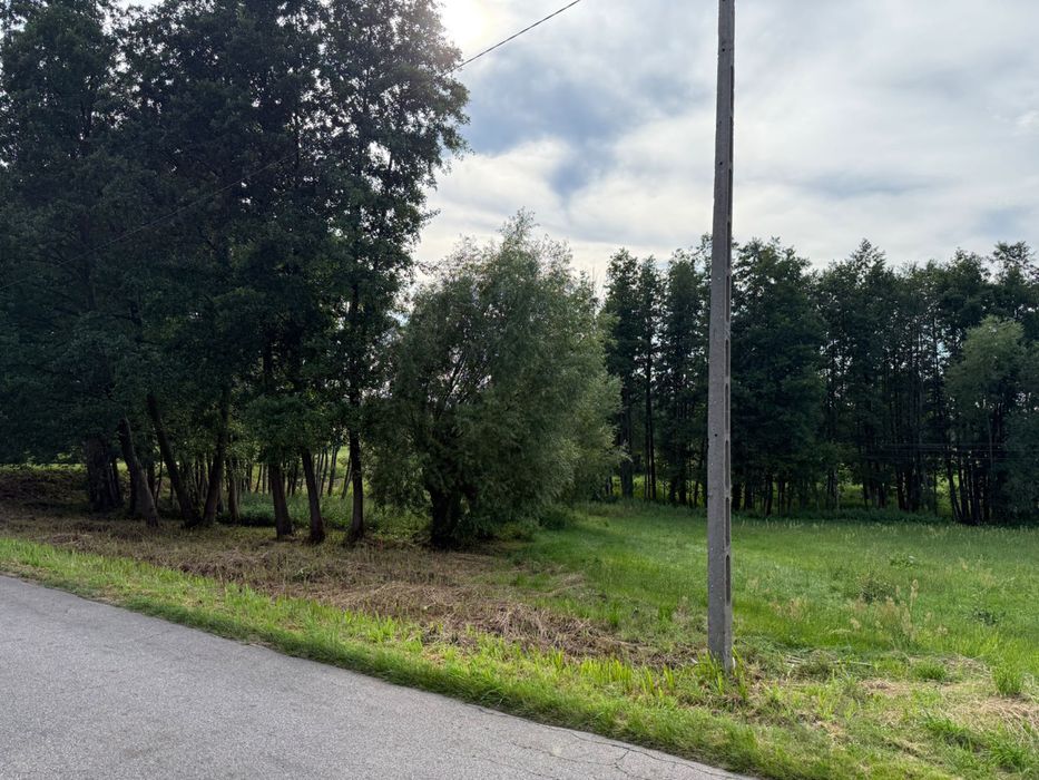 Działka na sprzedaż